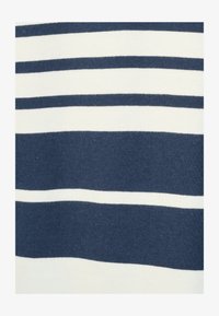 Sélectionné, Navy Striped