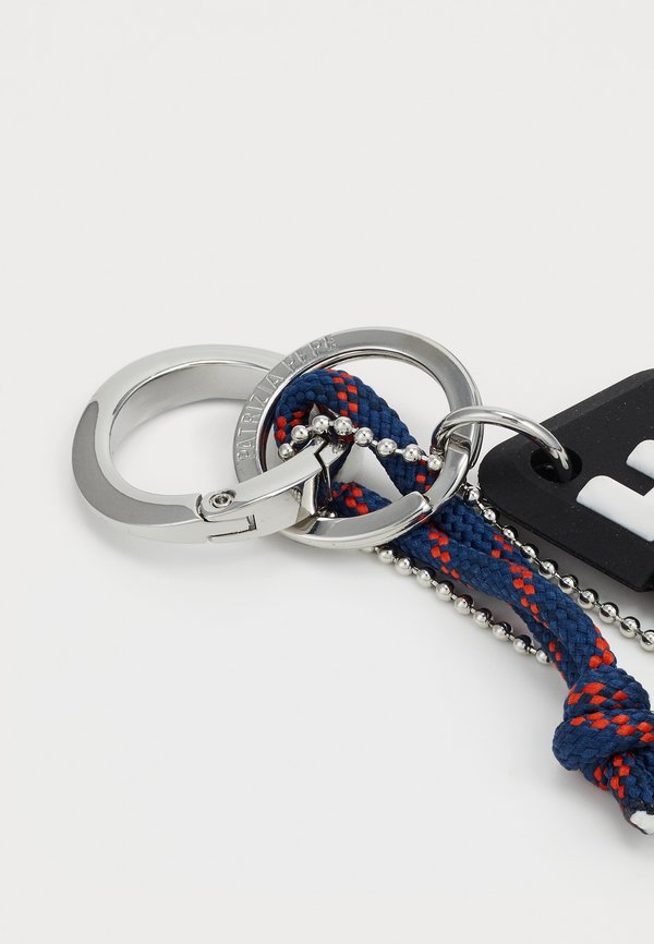 KEY CHAIN - Keyring3