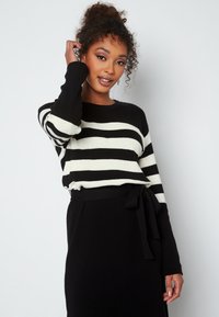 Bubbleroom STRIPED O-NECK  KNITTED DRESS - Vestito lungo - black