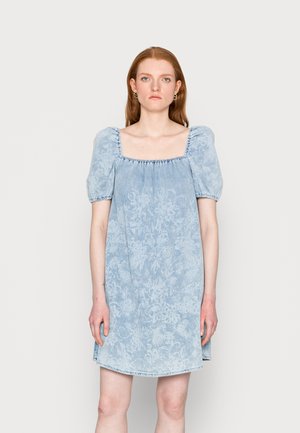CRCYRENA ALINE DRESS - KIM FIT - Day dress - medium blue denim
