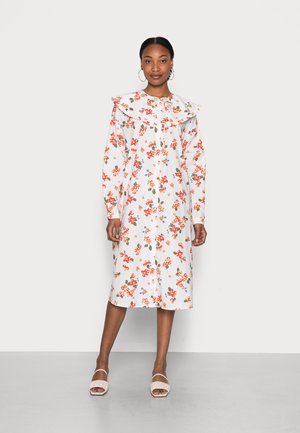 PHOENIX DRESS - Vestido camiseiro - spring gardenia