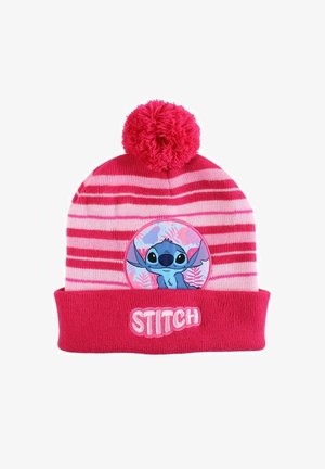 Bonnet tricoté à rayures roses avec un pompon, présentant un patch circulaire du personnage de dessin animé Stitch et "STITCH" brodé sur le revers.