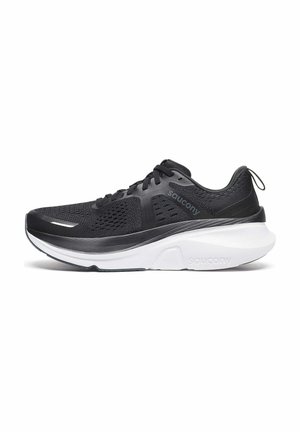 Scarpa da corsa Saucony nera e grigia con tomaia in mesh e suola spessa bianca ammortizzata, vista da lato.
