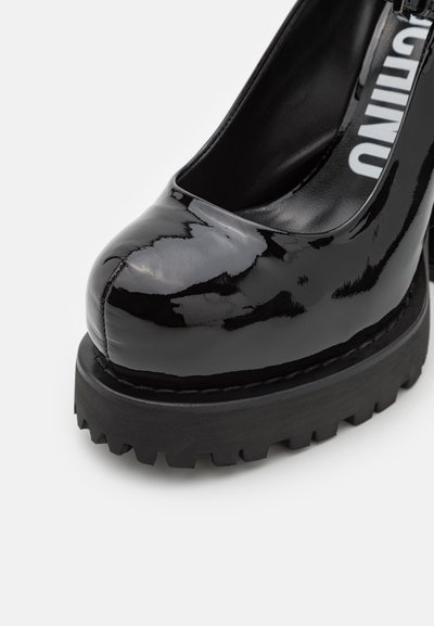 MOSCHINO Čevlji s platformo in peto - nero