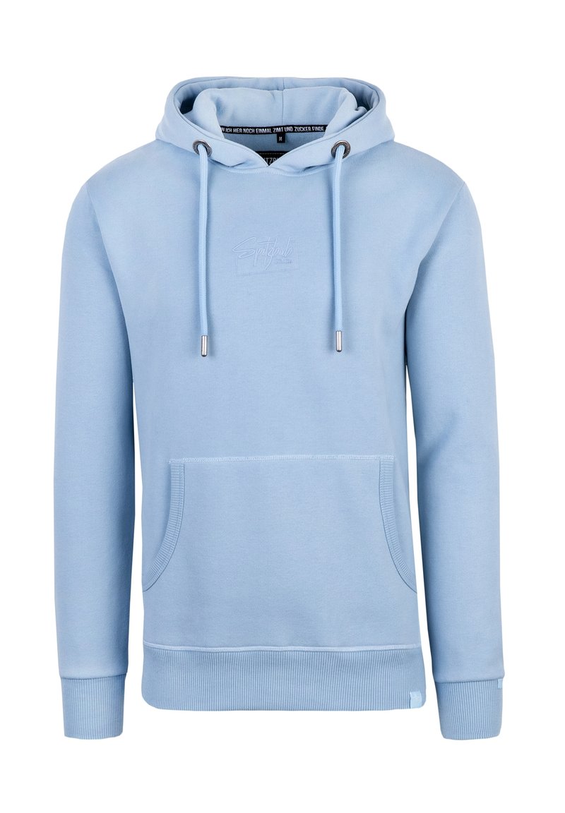 Sweat à capuche bleu clair avec poche avant, cordons de serrage, poignets et ourlet côtelés, et logo brodé discret sur la poitrine.