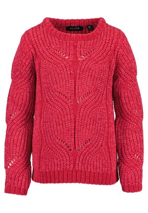 Suéter rojo de punto grueso con patrones de trenzas, mangas largas y puños y dobladillo acanalados, etiqueta de talla 98 para niños.