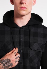 Urban Classics CHECKED  - Felpa con zip - black