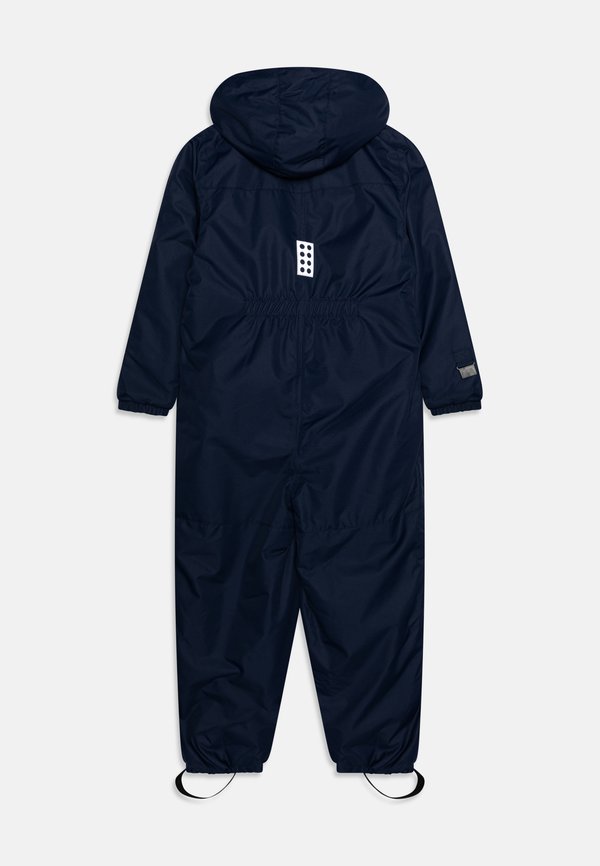 LWJORI 721 - Snowsuit3