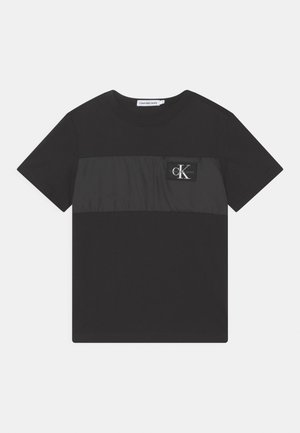 MIX MEDIA - T-shirt con stampa - black