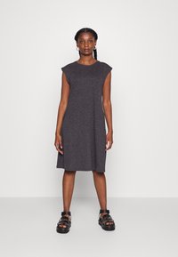 Vero Moda Petite VMJUNE KNEE DRESS - Vestido de dia - black