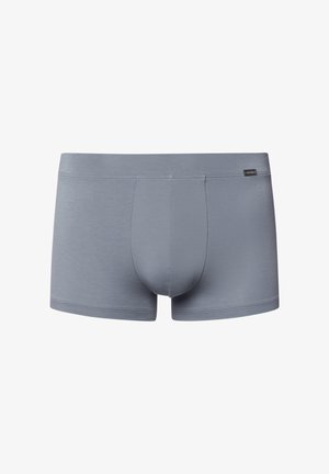 Boxers gris en tissu doux, dotés d'une pochette anatomique, d'une taille élastique et de détails cousus. Sans motifs ni graphiques.