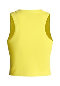 Κίτρινο αμάνικο ριμπ τοπ με στρογγυλή λαιμόκοψη, χαρακτηριστικό καθαρές άκρες και εφαρμοστή σχεδίαση για άνετη εφαρμογή.