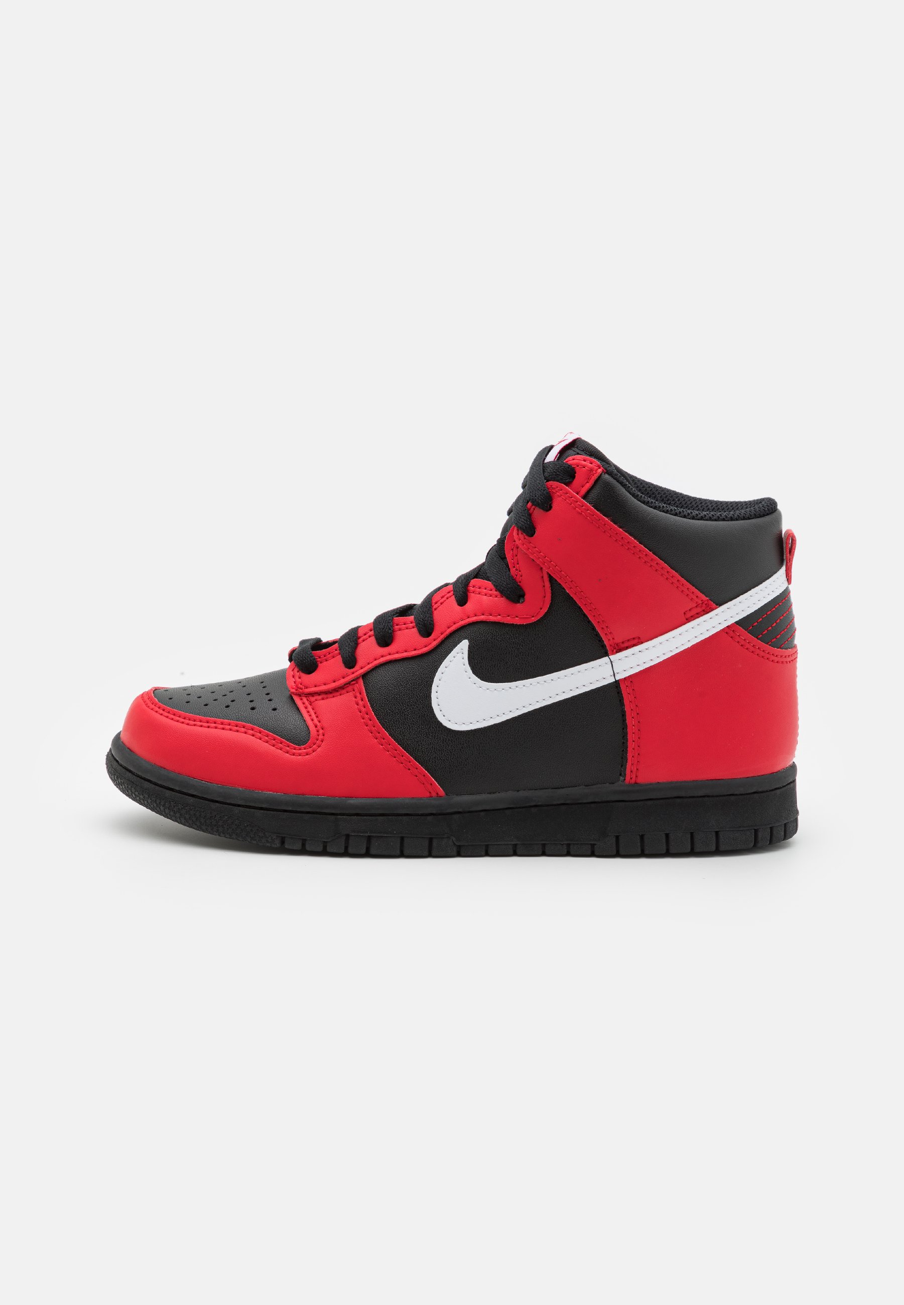 Nike red black and white shoes high tops Clearance