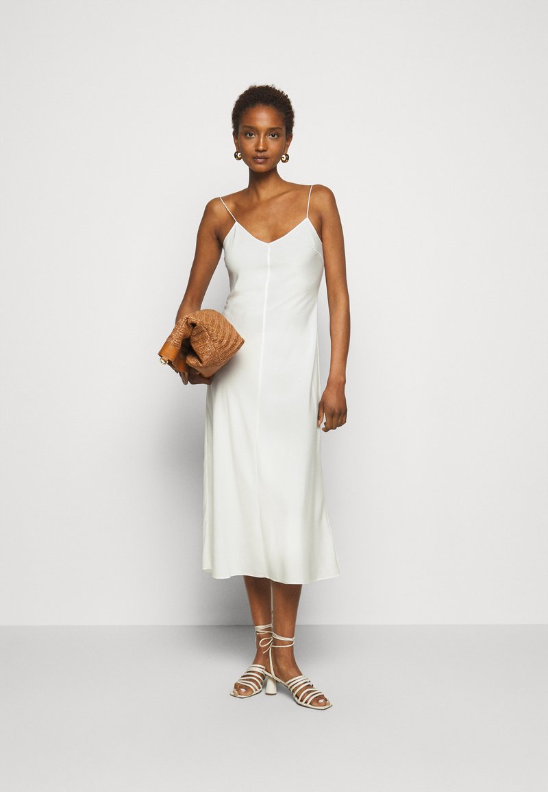 Designers Remix Valerie Long Slip Cocktailkjole Cream Offwhite Zalando No