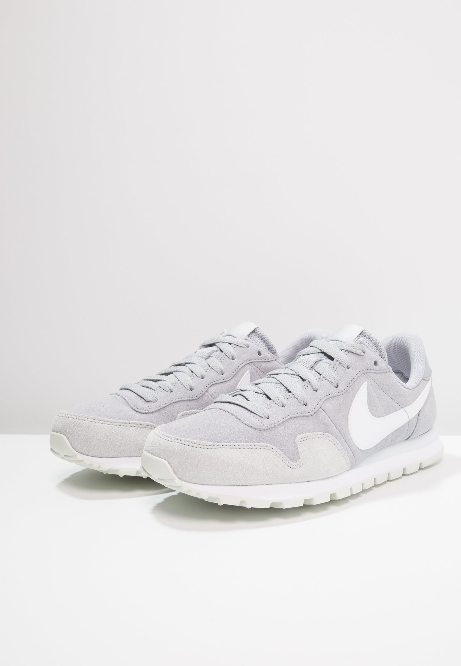 nike air vortex sneaker