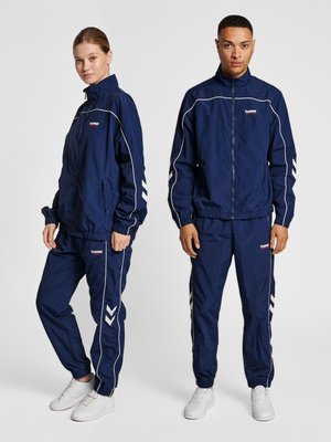 Hummel HMLLGC CELAB WOV - Træningsjakke - dress blues