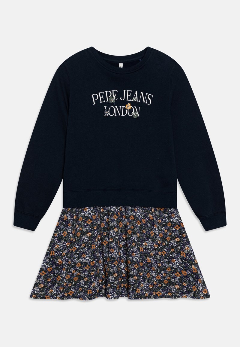 Granatowa sukienka swetrowa z długimi rękawami; na górze napis "PEPE JEANS LONDON" w białym kolorze. Spódnica w kwiatowy wzór w kolorach pomarańczowym, niebieskim i białym.