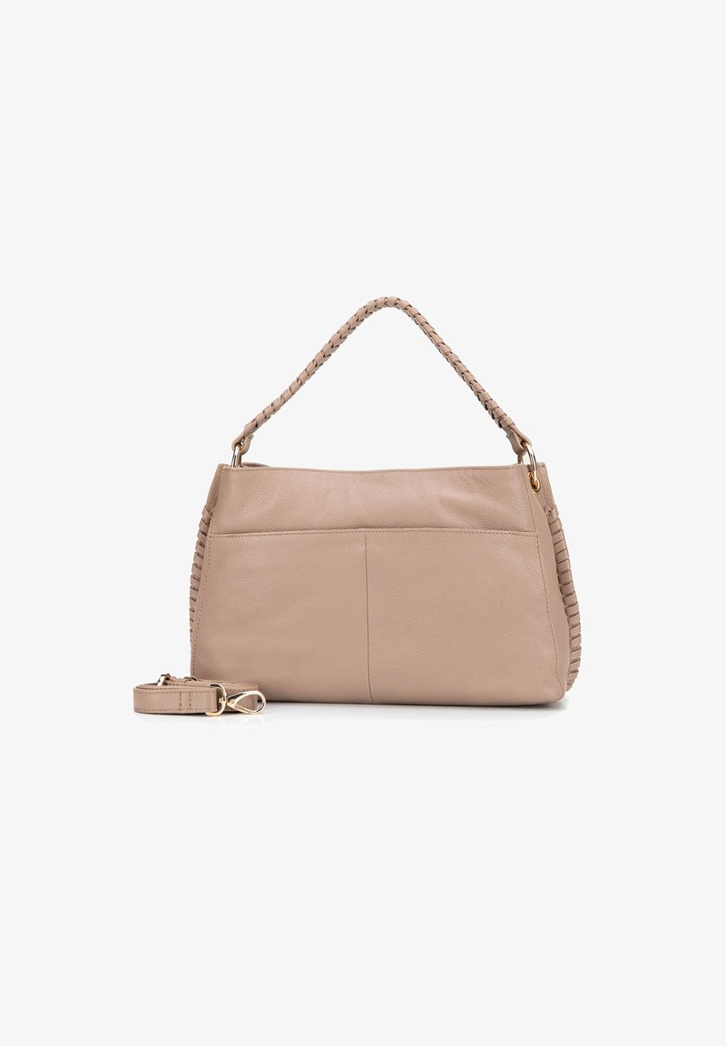 Beżowa skórzana torebka z plecionym paskiem, gładką fakturą, przednią kieszenią i odpinanym paskiem na ramię. Złote akcenty hardware.