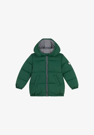 Zelena puf jakna s kapuljačom, sa zatvaračem, elastičnim manžetama i bočnim džepovima. Unutrašnjost obložena prugastim materijalom.