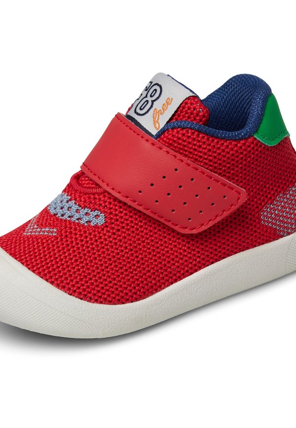 FREE – Klettschuh – rot