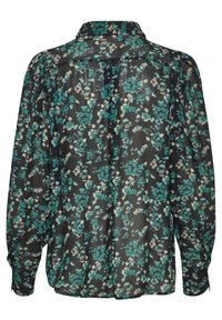 Blusa nera a fiori con motivi floreali turchesi e crema, maniche con polsini abbottonati e colletto classico. Realizzata in tessuto leggero e traslucido.