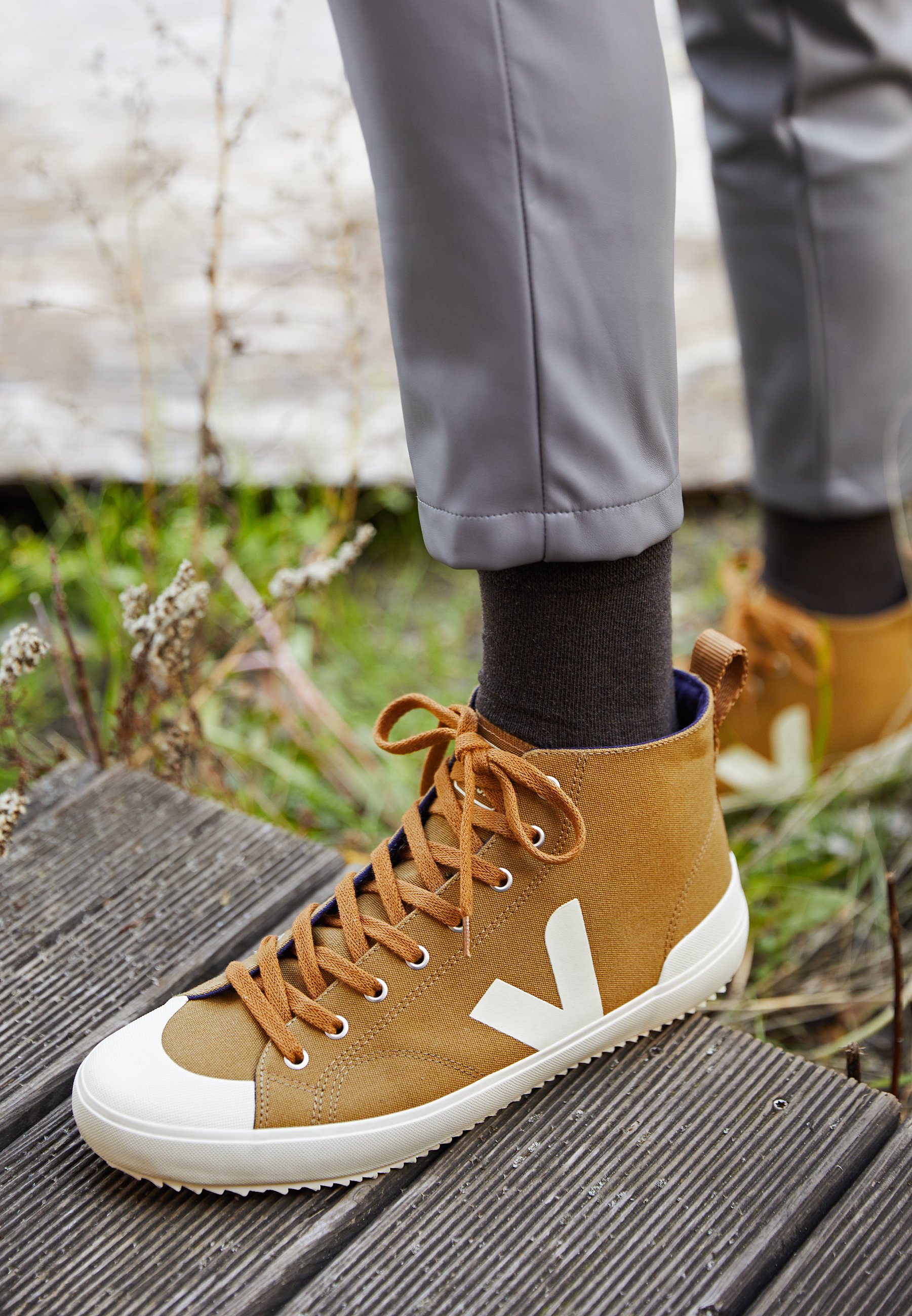 nova high top veja