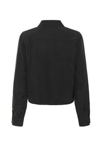 Czarna koszula z długim rękawem i kołnierzykiem, pokazana z tyłu, z zapiętymi mankietami i prostym końcem na białym tle.