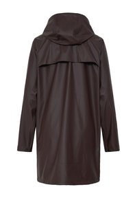 Imperméable long marron foncé avec capuche, rabat de ventilation au dos et manches longues avec poignets boutonnés.