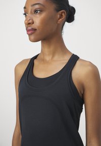 lululemon SWIFTLY TECH RACERBACK TANK - Top - black black
