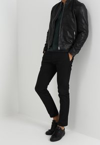 Matinique Skinnjacka - black