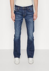 Diesel - ZATINY-X - Flared Jeans - r82ay Thumbnail Image 1