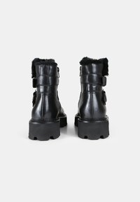 Bata Stivali da neve  - nero