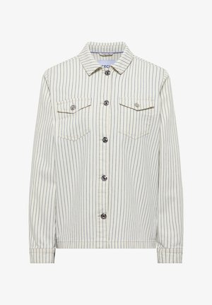 Chaqueta blanca de manga larga con finas rayas negras verticales, cierre de botones, bolsillos con solapa en el pecho y cuello clásico, vista frontal.