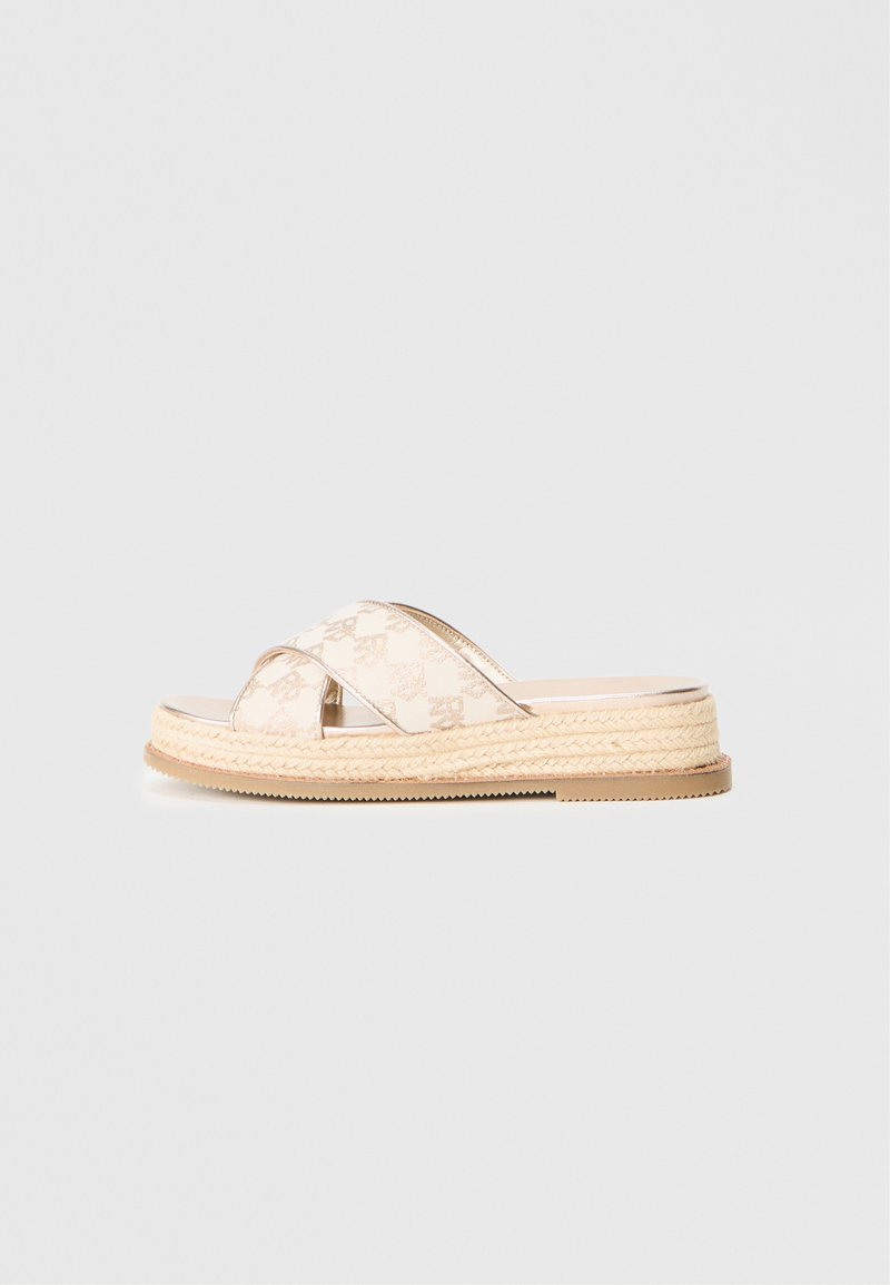 Sandalias planas