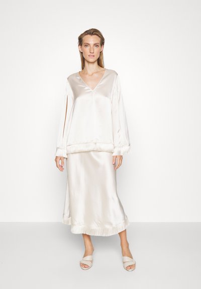 By Malene Birger EXCLUSIVE AVELAS - Pluus - pearl