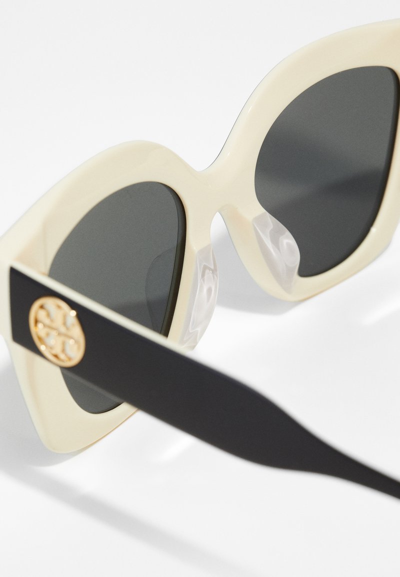 Tory Burch Sunglasses - black/ivory/dark grey/black  display picture 1