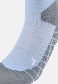 CEP LIGHT MERINO HIKING COMPRESSION SOCKS MID CUT MEN - MADE IN GERMANY - Calze - light blue