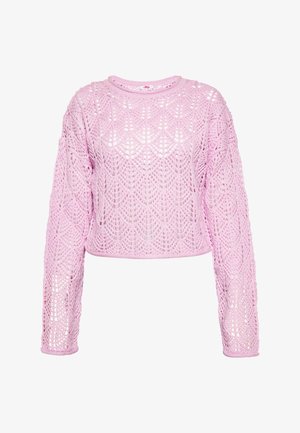 Maglione rosa corto realizzato in tessuto a maglia aperta con un motivo di pizzo e maniche lunghe. Girocollo con coste all'orlo e ai polsini.
