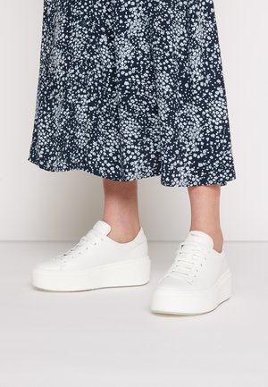 Sneakers laag - white