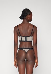 BOSS Soutien-gorge à armatures - open beige