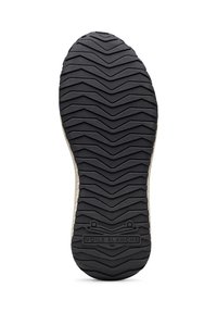 Suola di scarpa in gomma nera con un motivo a zigzag testurizzato, caratterizzata da un bordo bianco e il marchio "VOILE BLANCHE" impresso sul tallone.