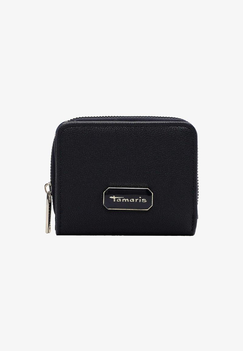 Portefeuille en cuir noir avec une finition texturée, fermeture à glissière, et une plaque de marque ornée d'accent en or sur le devant. Forme rectangulaire compacte.