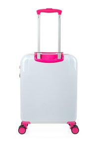 Maleta de cuatro ruedas con un exterior blanco, un asa rosa y detalles en rosa, y un asa retráctil para mayor comodidad.