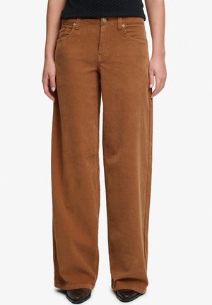 Superdry & Co, SUPERDRY MID RISE BAGGY CORDUROY TROUSERS.. - Pantaloni - argan oil brown