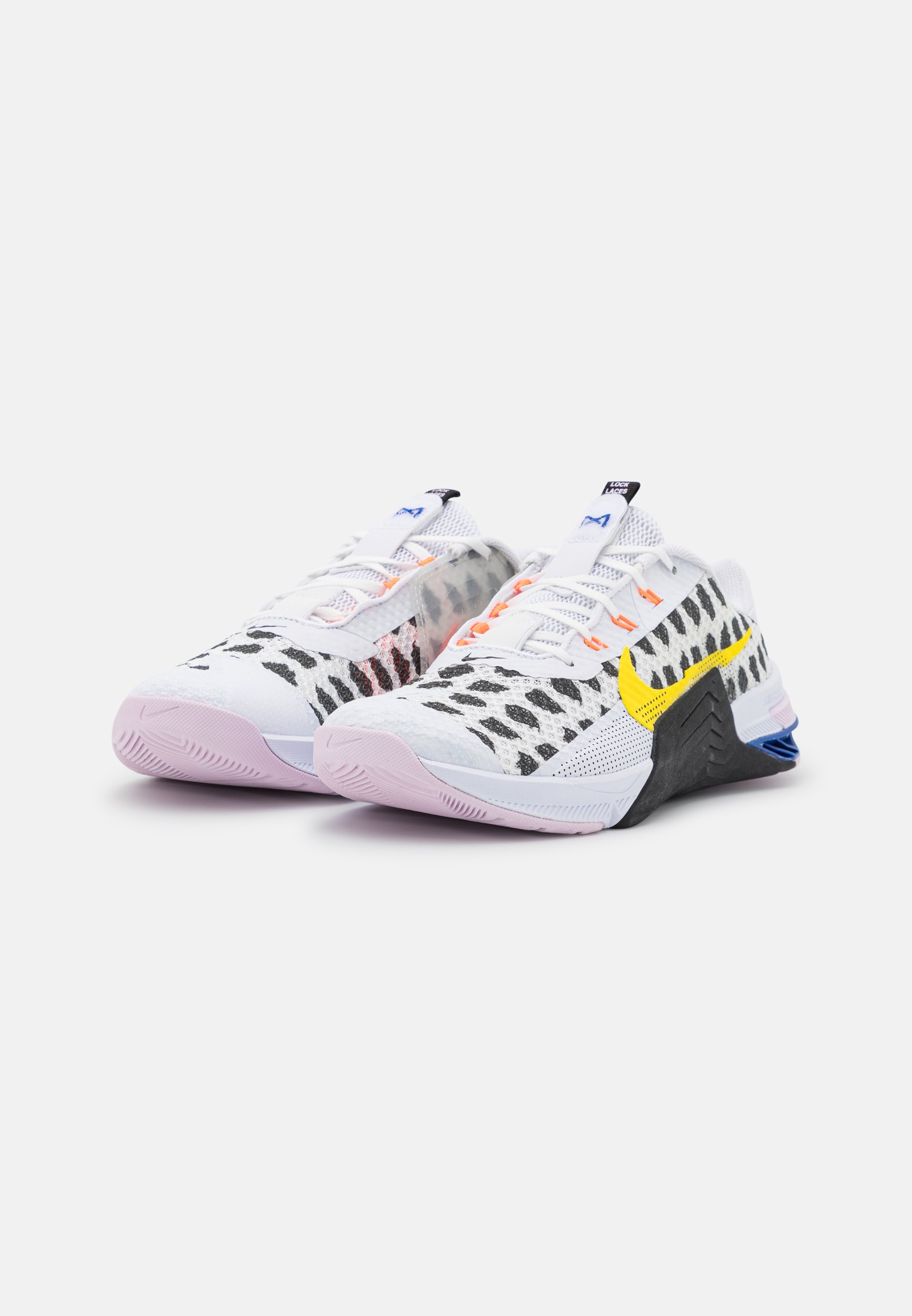 Nike Performance METCON 7 - Zapatillas de entrenamiento - black/yellow  strike/white/racer blue/regal pink/total orange/negro - Zalando.es