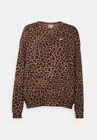 Bruine sweatshirt met een luipaardprint, ronde halslijn, lange mouwen en een klein wit logo op de borst. Zachte textuur.