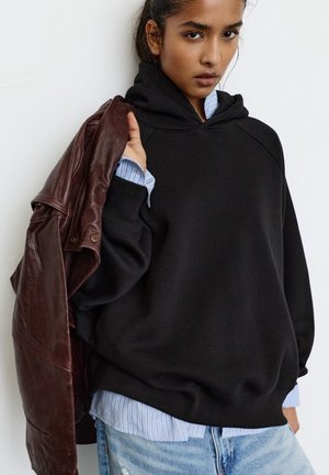 OVERSIZED - Kapucnis pulóver - black