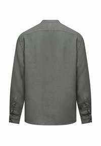 Langemouwen overhemd van donkergrijze stof, met een button-down kraag, knopen bij de mouwen en een gladde textuur. Achteraanzicht, zonder patronen.