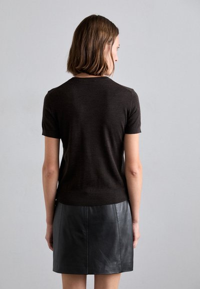 Theory TEE - T-shirts print - mink