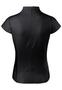 Blusa nera a maniche corte con colletto alto, texture liscia, forma aderente e dettagli di cucitura centrale sul retro.